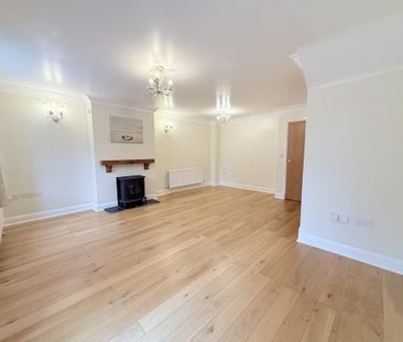 3 bedroom semi-detached house to rent - Photo 1