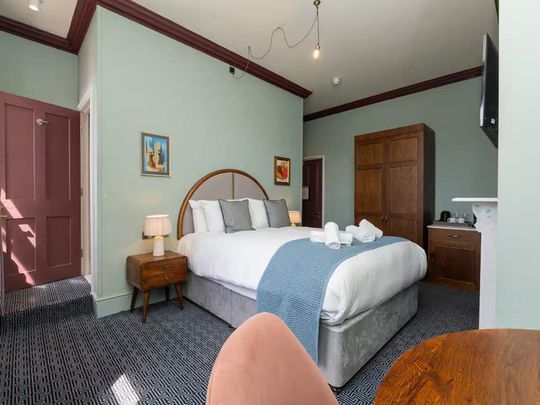 Milsom Street - Photo 1