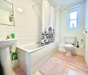 Park Cottage Drive, Fareham - Photo 4