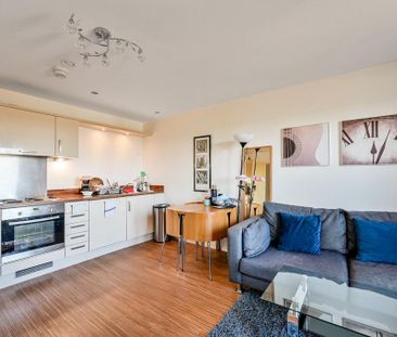 1 bedroom flat to rent - Photo 6