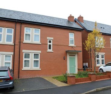 2 bedroom semi-detached house to rent - Photo 6