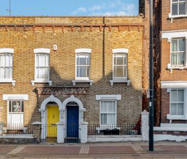 3 bedroom terraced house to rent - Photo 2