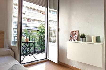 Calle de Montesa, Madrid, Community of Madrid 28006 - Photo 4