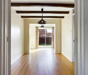 3 bedroom semi-detached house to rent - Photo 1