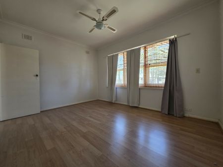 Leafy Living in Premium Plympton � Between City and Sea - Photo 2