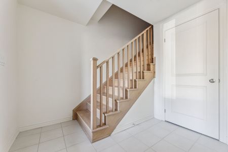 For Lease - 488 Salem Road, Ajax, Ontario - Photo 3