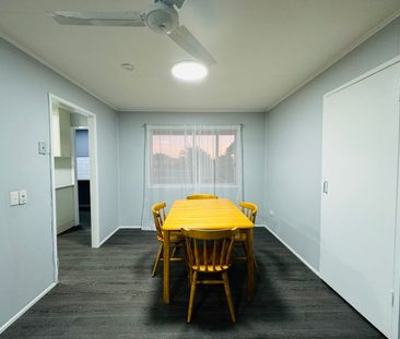 BEAUTIFULLY RENOVATED HOME, VERY SPACIOUS BOTH INSIDE AND OUTSIDE! - Photo 4