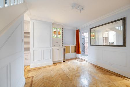 2 bedroom semi-detached house to rent - Photo 3