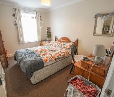 3 Bedroom Flat To Rent in Winton - £1,590 pcm Tenancy Info - Photo 1