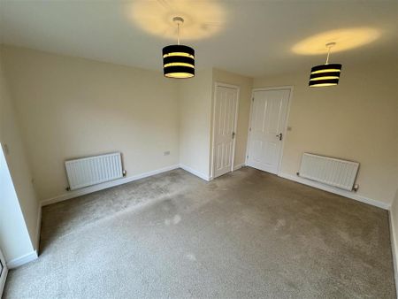 2 bedroom semi-detached house to rent - Photo 3