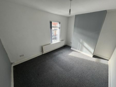 40 Rosebank Street, Belfast BT13 3HN - Photo 3