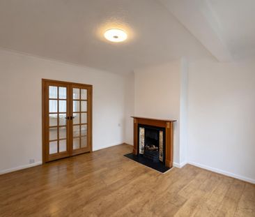 3 bedroom House To Let Total Size: 969 SQ FT - Photo 3