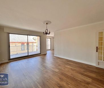 Location Appartement 3 pièces 86m² LAVAL 53000 - Photo 2