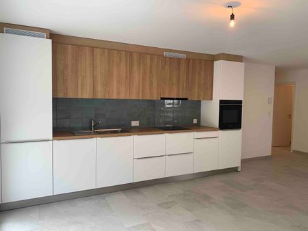 New 3.5-room apartment on the 1st floor, bright with view - Foto 2