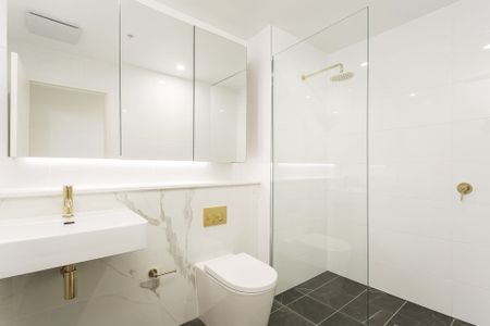 G8115/1 Bennelong Parkway, Wentworth Point - Photo 4