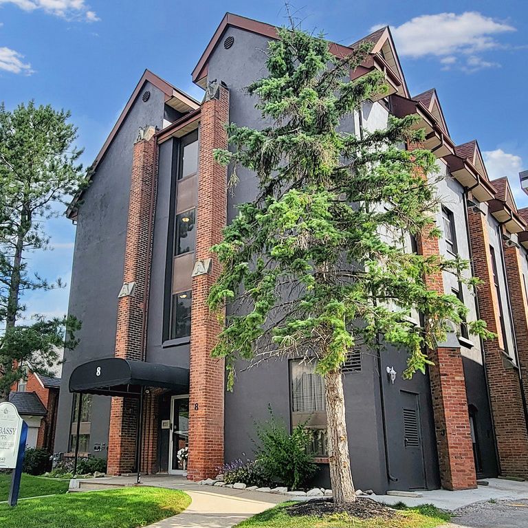 Embassy Apartments - ALL INCLUSIVE - Photo 1