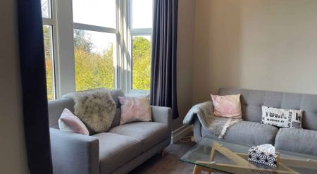 Semi Furnished Home In Belleknowes - Photo 3
