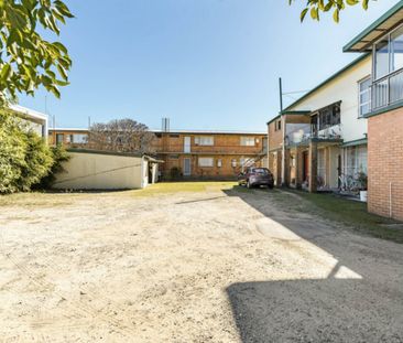 Cosy Unit in Prime New Farm Location. - Photo 4