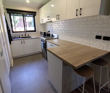 SHORT-TERM RENTAL AVAILABLE TO OCTOBER 2025 - Photo 4