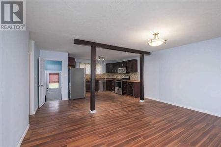 For Lease - 14 Shaw Street, Kingston, Ontario - Photo 3