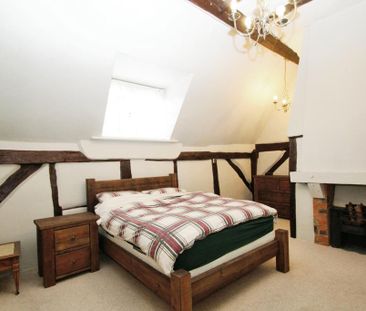 2 bedroom terraced house to rent - Photo 2