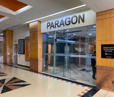 Central Location 1 Bed apartment - Photo 5