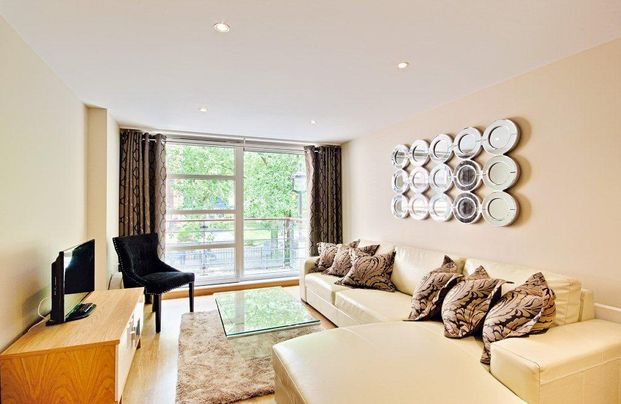 Neville House, 19 Page Street, Westminster, London, SW1P - Photo 1