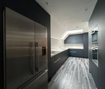 3 bedroom semi-detached house to rent - Photo 3