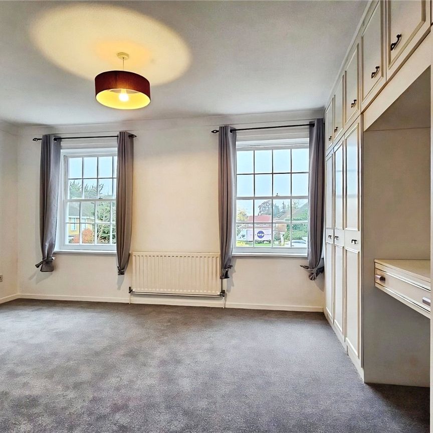 Belle Vue Close, Staines, Middlesex, TW18 2HY - Photo 1