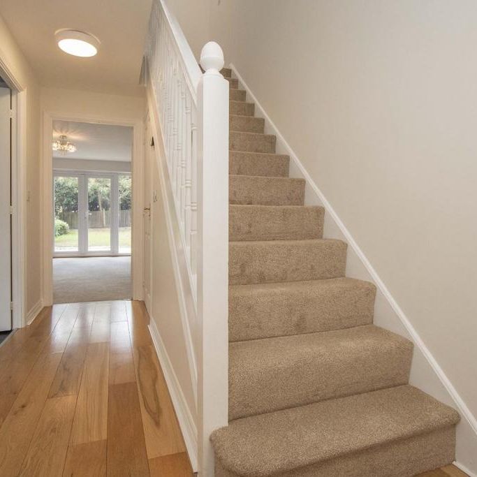 4 bedroom townhouse to rent - Photo 1