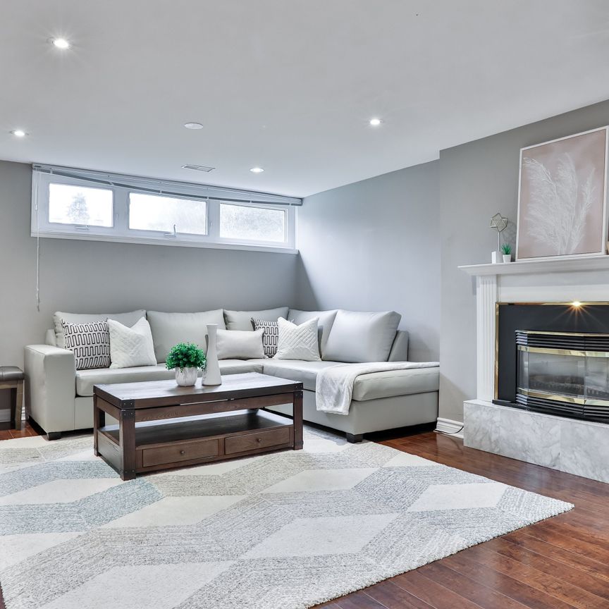 For Lease - 12 Firthway Court Unit# Lower, Toronto, Ontario - Photo 1