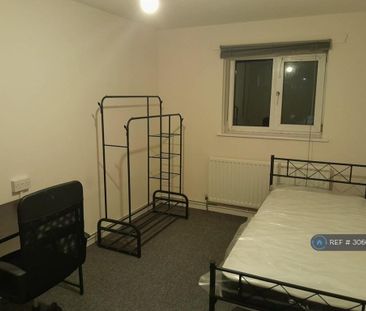 1 bedroom in a flat share to rent - Photo 1