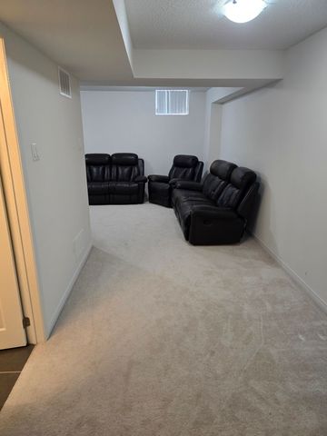 For Lease - 92 Honeyview Trail, Brampton, Ontario - Photo 4