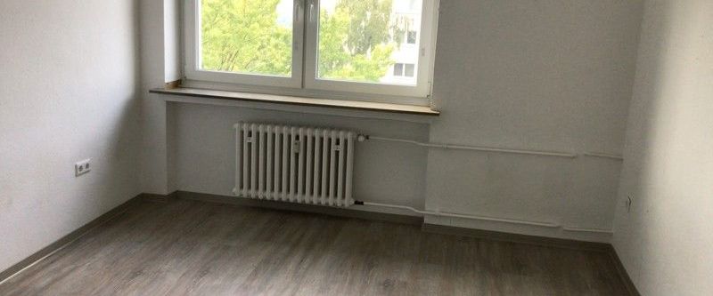 Schöner wohnen und sparen: Wärmedämmung und neue Fenster ! - Foto 1
