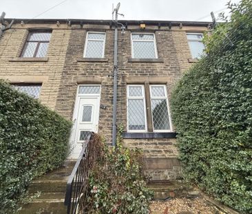 2 bedroom terraced house to rent - Photo 2