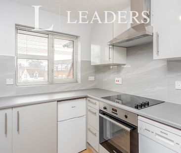1 bedroom apartment to rent Sussex Court, Ashenground Road, Hayward... - Photo 6