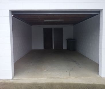 Fully renovated unit close to town. - Photo 1