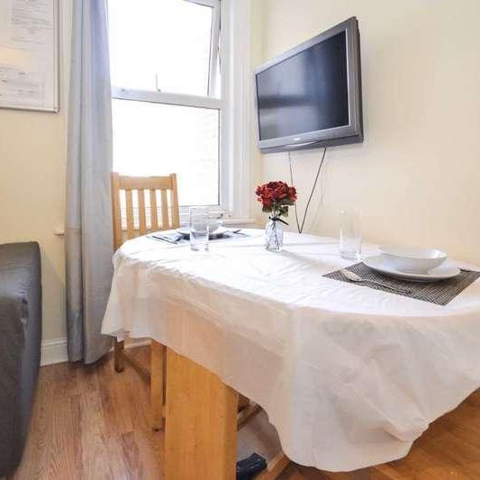 Grange Avenue, Earley, Reading, Berkshire, RG6 - Photo 1