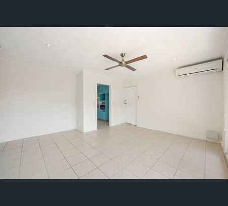 23 Gregory St, North Ward, Qld 4810 - Photo 3