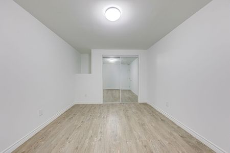 For Lease - 1052 Kelman Court Unit# Lower, Milton, Ontario - Photo 2