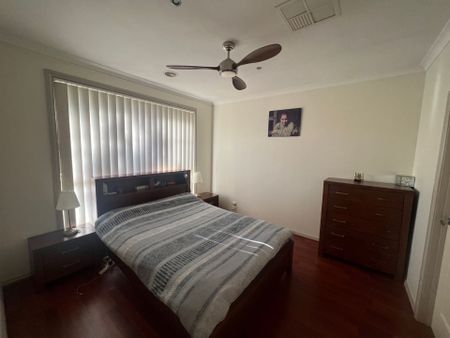 FAMILY HOME WITH SOLAR PANELS - Photo 5