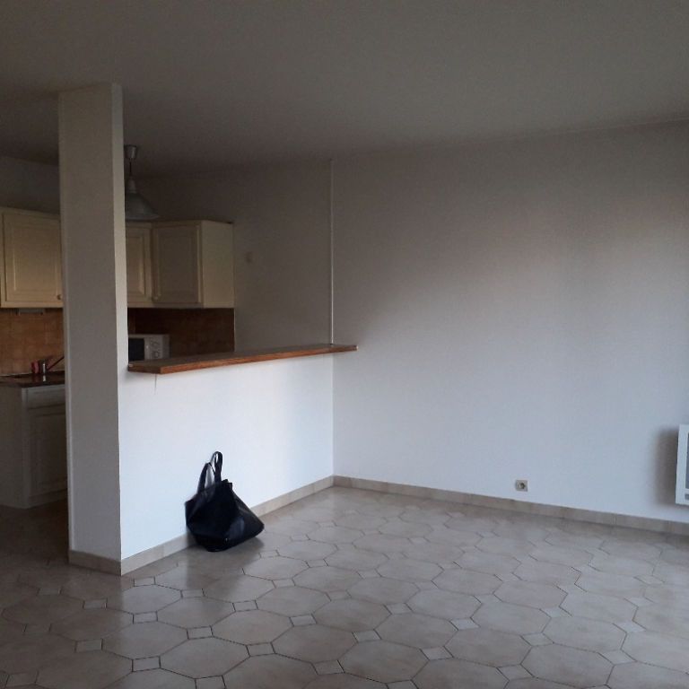 Location appartement 1 pièce, 37.00m², Draveil - Photo 1