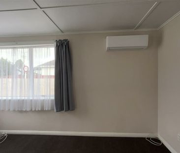 Warm, Modern 3-Bedroom Home - Taupiri - Photo 6