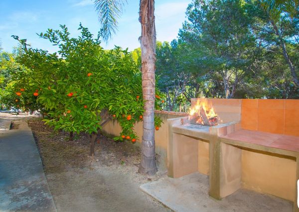 VILLA FOR RENT ALL YEAR ROUND WITH PRIVATE POOL IN MORAIRA