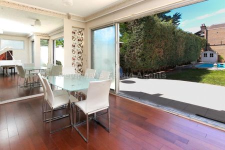 4 bedroom detached house to rent - Photo 4