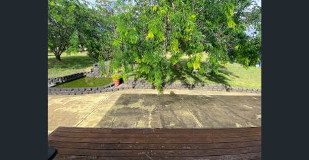 Good size two bedroom flat on acreage - Photo 4