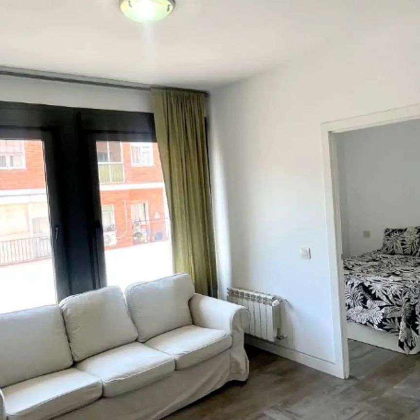 Piso de alquiler en Calle de Eugenio Sellés, Chopera - Foto 1