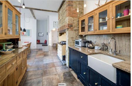 3 bedroom terraced house to rent - Photo 5