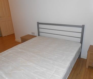 2 Bed Flat, Mearns Street, AB11 - Photo 1