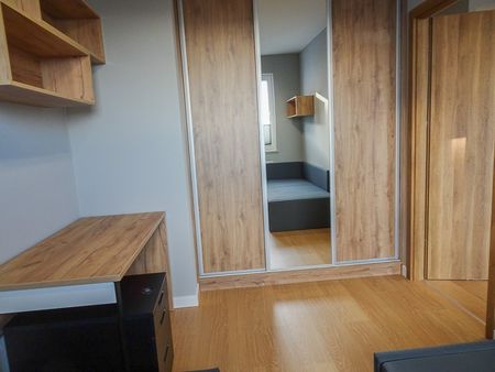 Umeblowany nowy apartament 2 pok+miejsce postojowe - Zdjęcie 4